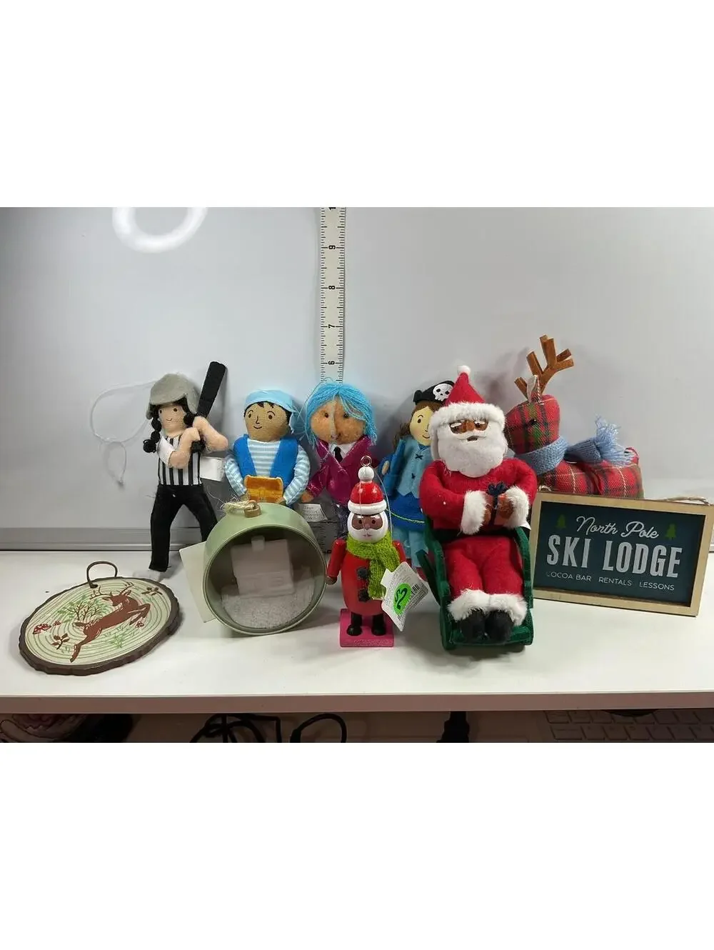 Target Wondershop 10 Ornaments NWT Lot#9